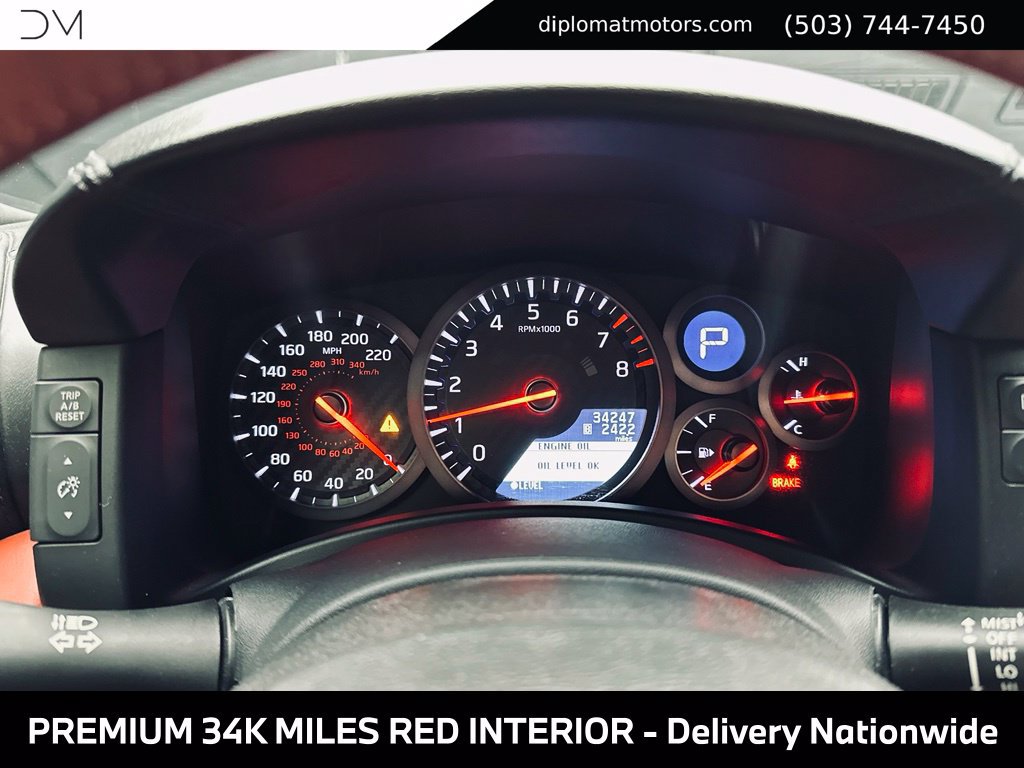 Used 2018 Nissan GT-R Premium w/ Premium Interior Package AWD/4WD image 29