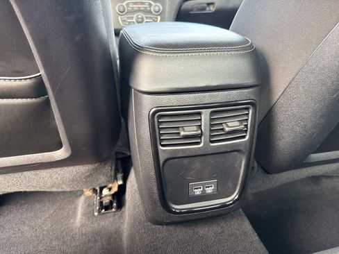 Used 2021 Dodge Charger GT w/ Driver Convenience Group image 17