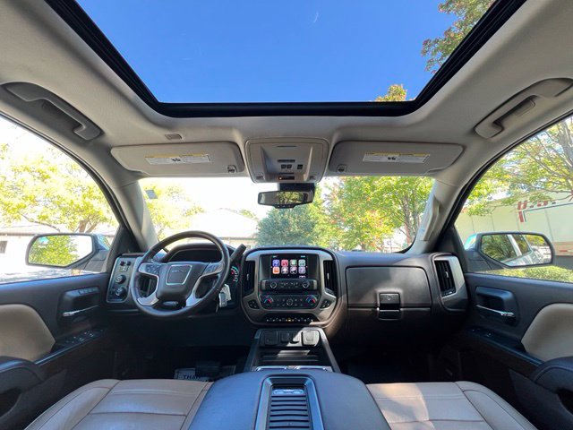 Used 2017 GMC Sierra 1500 Denali w/ Denali Ultimate Package AWD/4WD image 27