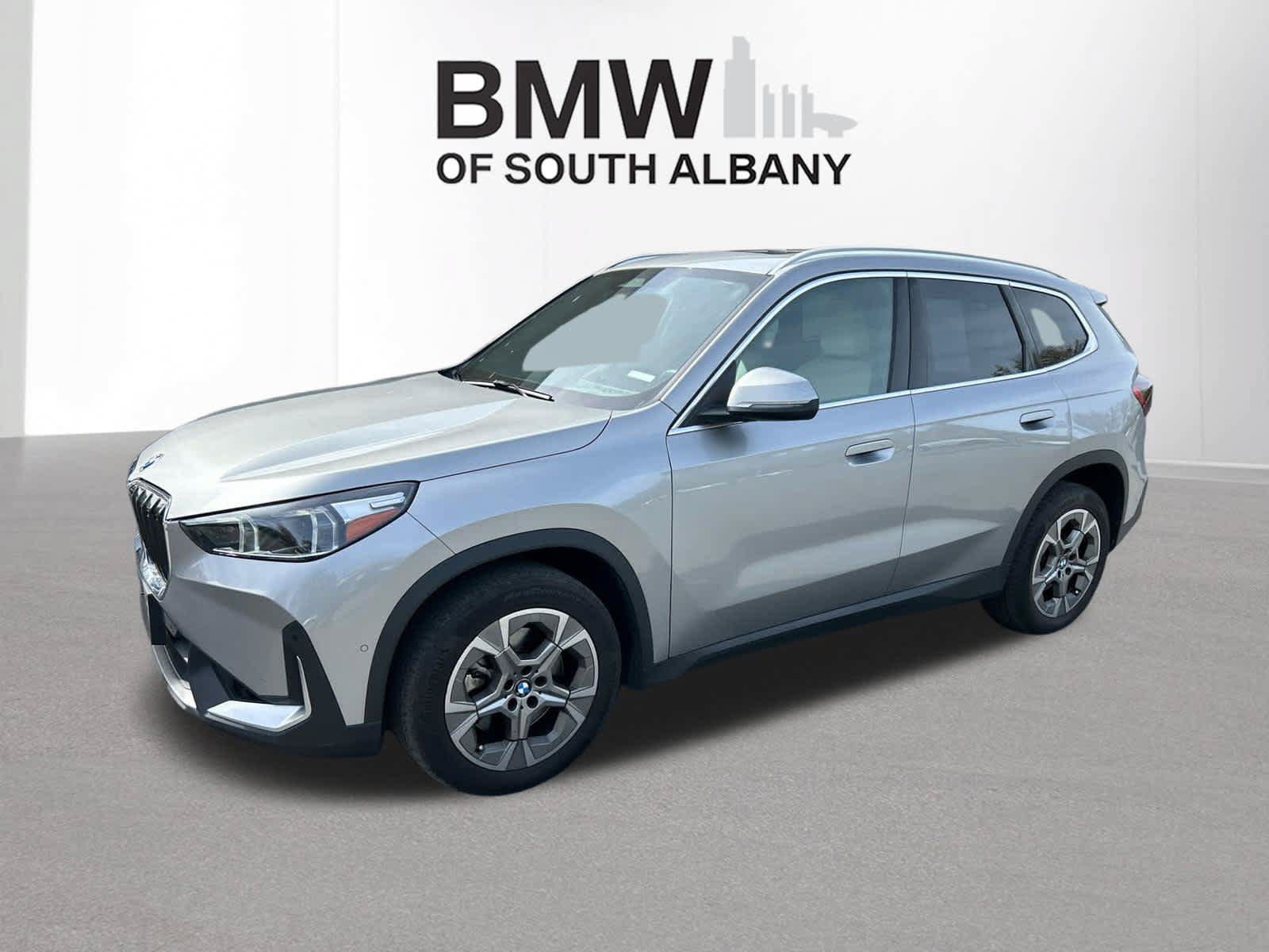 Used 2023 BMW X1 xDrive28i w/ Convenience Package AWD/4WD image 1