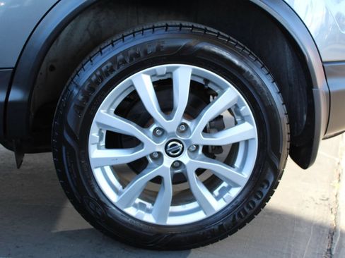 Used 2021 Nissan Rogue Sport SV FWD image 37