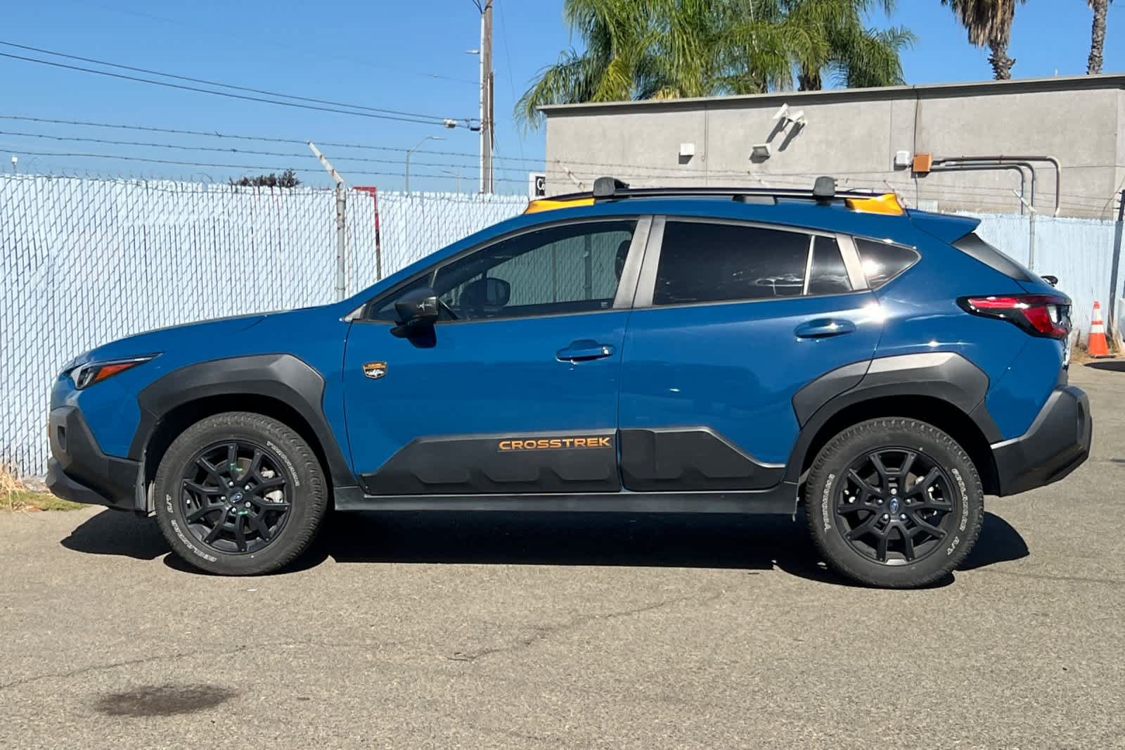 Used 2024 Subaru Crosstrek 2.5i Wilderness w/ Crosstrek Mirror Package AWD/4WD image 2