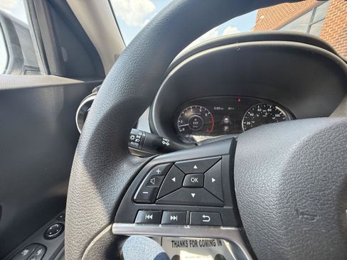 Used 2023 Nissan Kicks SV w/ Interior Electronics Package FWD image 20