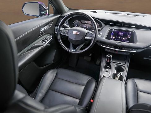 Used 2020 Cadillac XT4 Premium Luxury image 27