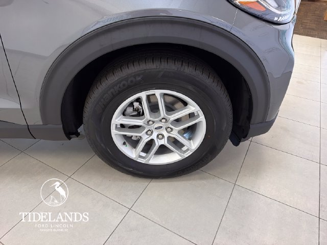 New 2026 Ford Explorer Active RWD image 31