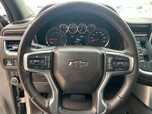 Used 2021 Chevrolet Suburban Z71 AWD/4WD image 32
