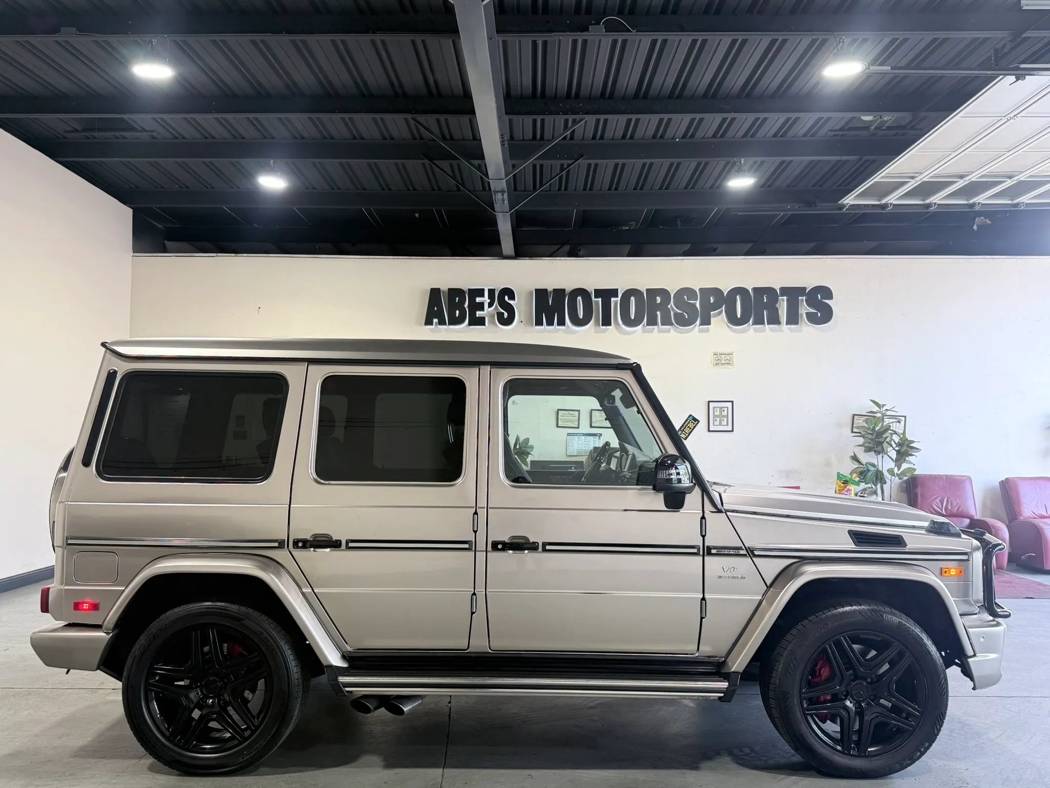 Used 2016 Mercedes-Benz G 63 AMG 4MATIC image 8