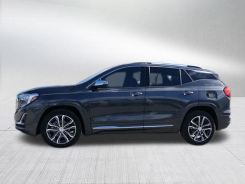 Used 2019 GMC Terrain Denali w/ Advanced Safety Package image 6