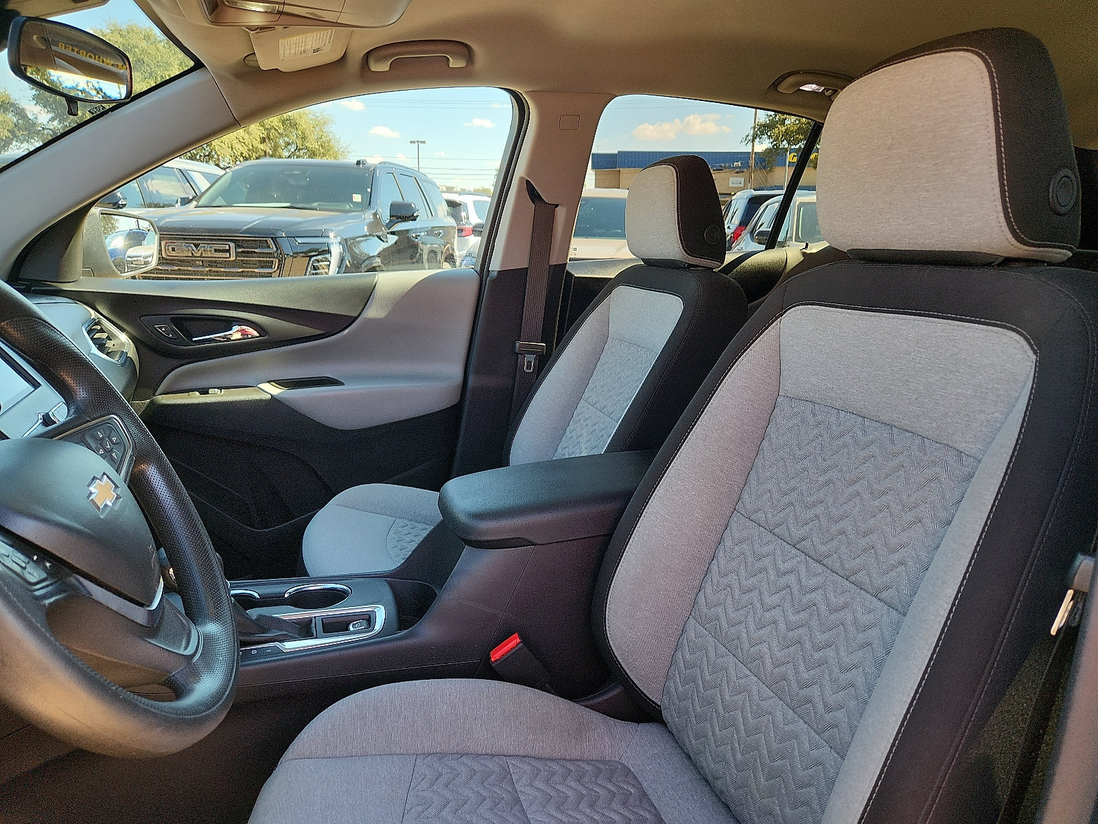 Used 2024 Chevrolet Equinox LS w/ LS Convenience Package FWD image 13