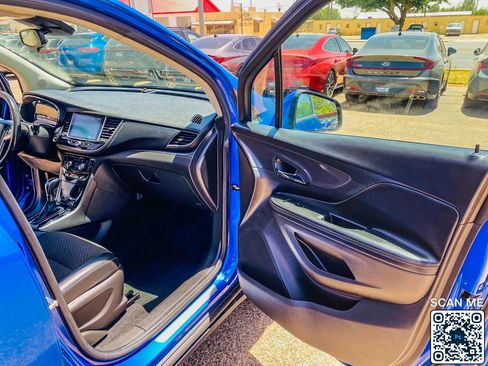 Used 2018 Buick Encore Sport Touring AWD/4WD image 15