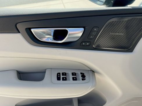 New 2026 Volvo XC60 B5 Ultra w/ Climate Package image 15