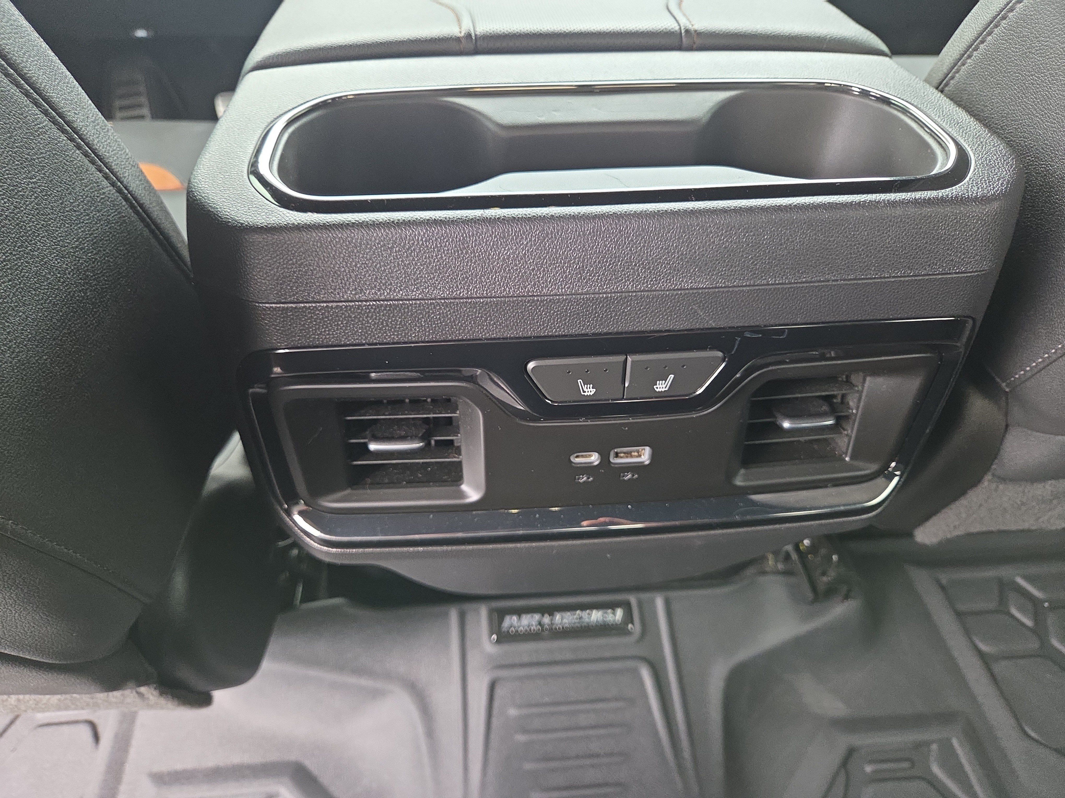 Used 2023 GMC Sierra 1500 AT4 w/ AT4 Premium Package AWD/4WD image 25