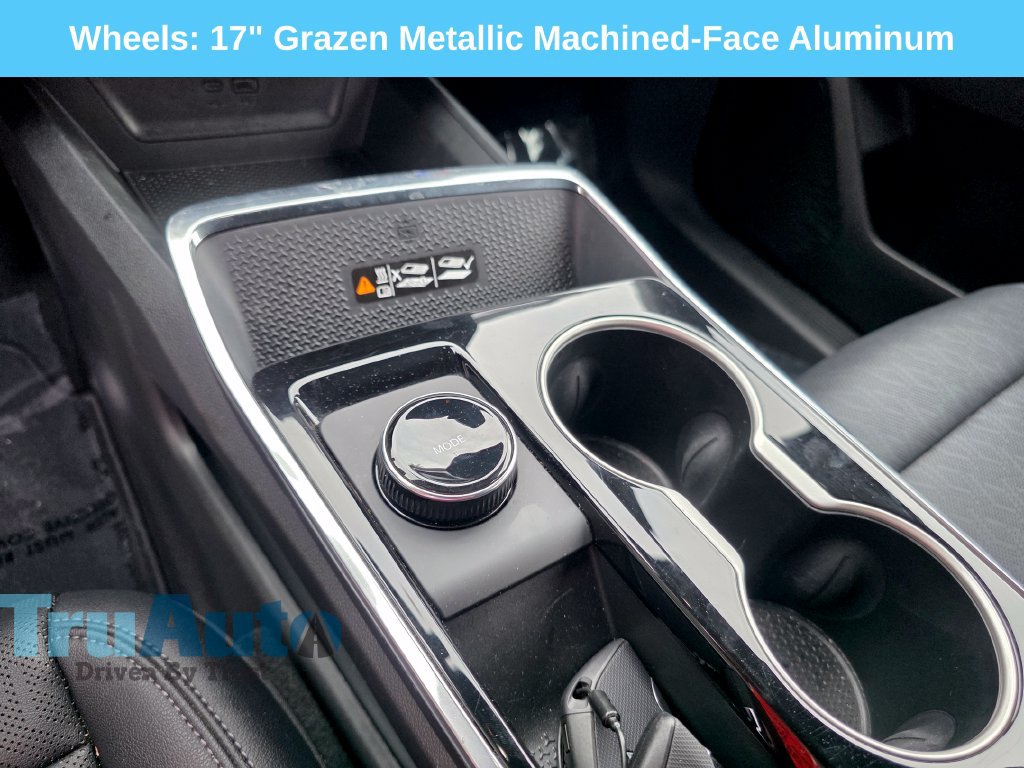 Used 2026 Chevrolet Equinox LT w/ Convenience Package II FWD image 13
