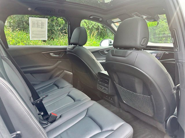 Used 2025 Audi Q7 3.0T Premium Plus AWD/4WD image 23