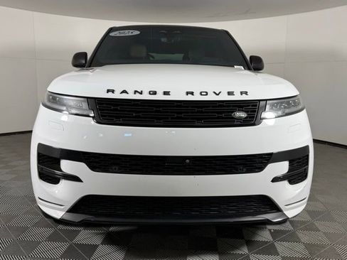 Used 2025 Land Rover Range Rover Sport Dynamic SE image 11