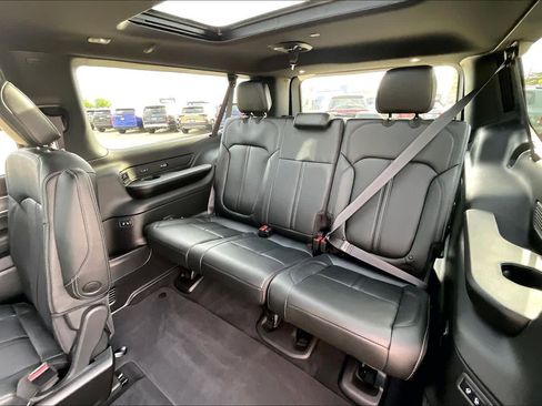 New 2026 Jeep Grand Wagoneer L Limited AWD/4WD image 21