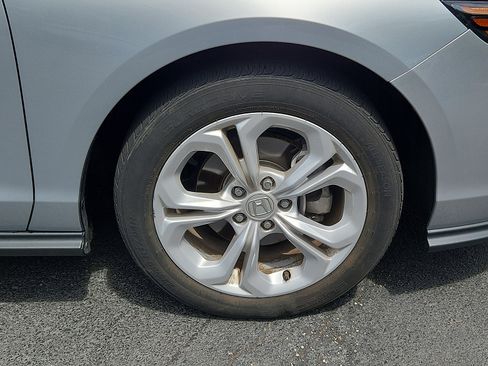 Used 2025 Honda Accord LX image 8