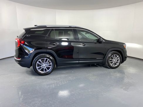 Used 2022 GMC Terrain SLT image 6