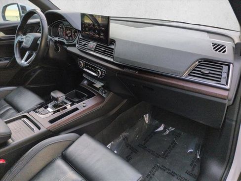 Used 2021 Audi Q5 2.0T Premium Plus w/ Premium Plus Package image 24