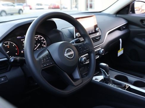 New 2025 Nissan Altima 2.5 S image 14