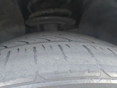 Used 2014 Ford Taurus SEL w/ Equipment Group 201A image 5