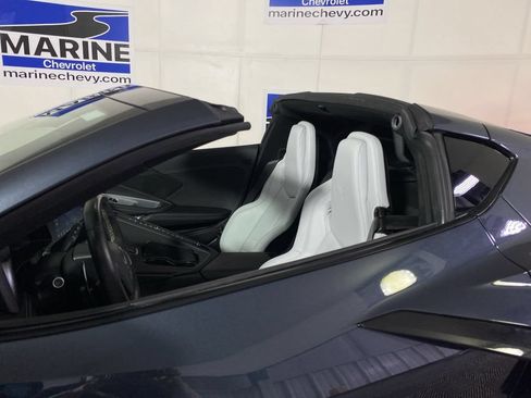Used 2021 Chevrolet Corvette Stingray Coupe w/ Z51 Performance Package RWD image 24