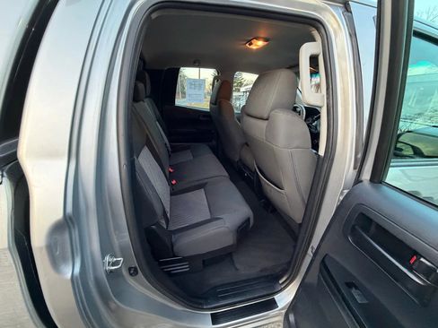 Used 2015 Toyota Tundra SR image 16