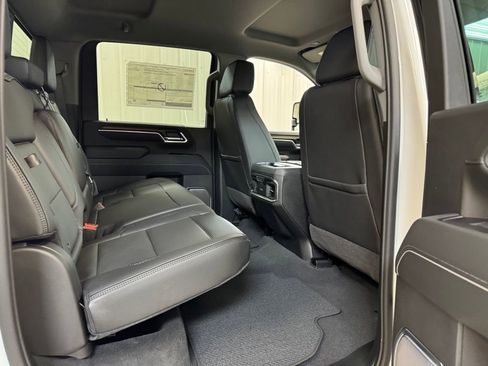 New 2026 GMC Sierra 3500 Denali w/ Technology Package image 25