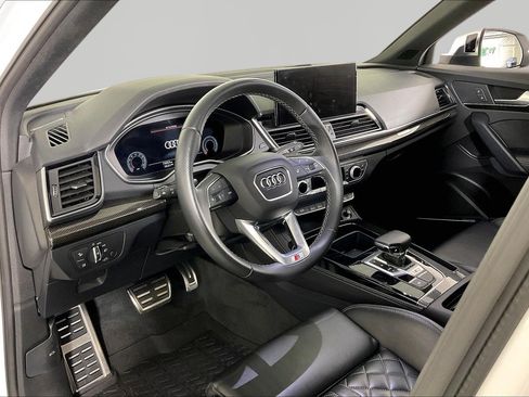 Used 2023 Audi SQ5 Premium Plus w/ Premium Plus Package AWD/4WD image 12