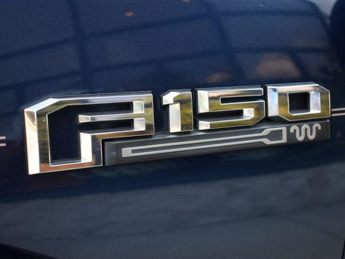 Used 2019 Ford F150 King Ranch w/ Equipment Group 601A Luxury AWD/4WD image 43