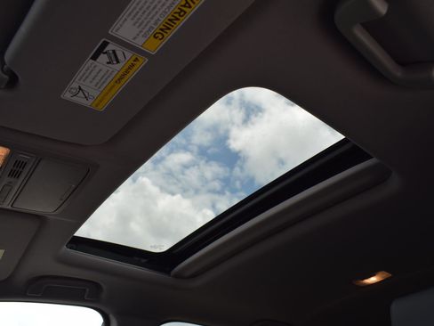Used 2022 Honda CR-V EX-L image 12