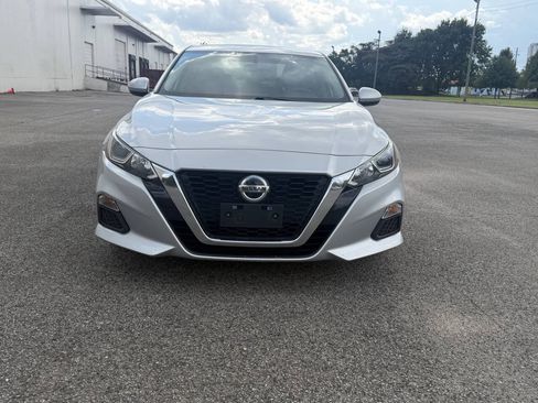 Used 2019 Nissan Altima 2.5 S FWD image 2
