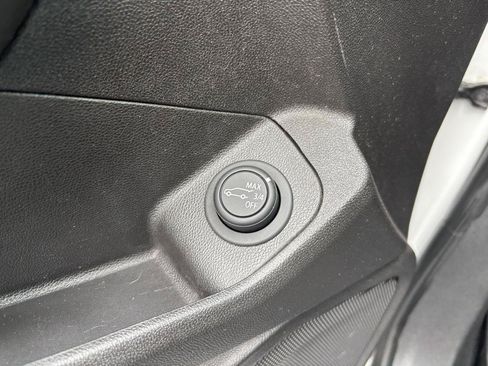 Used 2019 GMC Terrain SLT w/ Preferred Package AWD/4WD image 15