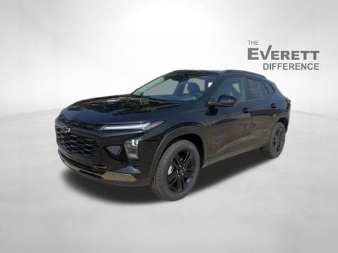 New 2026 Chevrolet Trax ACTIV w/ Driver Confidence Package FWD image 3