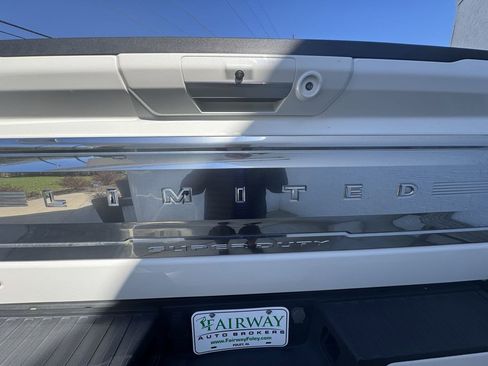 Used 2023 Ford F250 Limited w/ FX4 Off-Road Package image 30