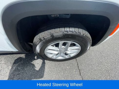 Certified 2025 Jeep Grand Cherokee L Laredo w/ Luxury Tech Group I AWD/4WD image 17