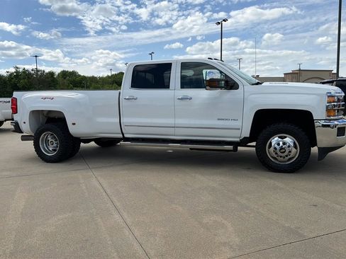 Used 2015 Chevrolet Silverado 3500 LTZ w/ Duramax Plus Package AWD/4WD image 28