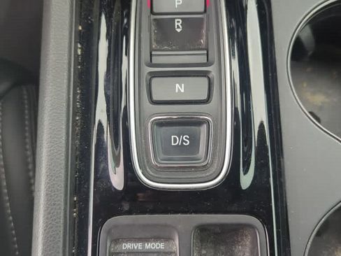 Used 2023 Honda Pilot EX-L image 10