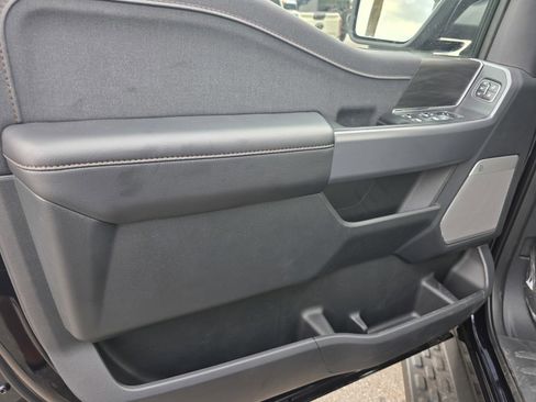 New 2025 Ford F150 Lightning Lariat image 8