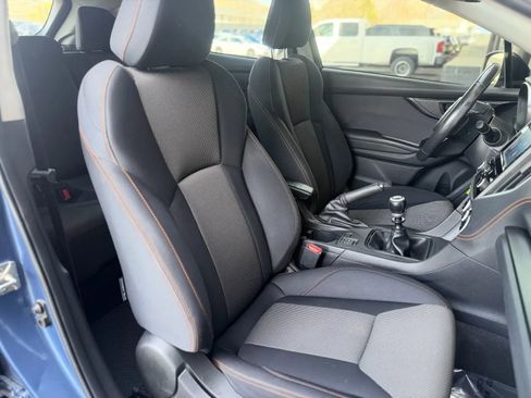 Used 2022 Subaru Crosstrek 2.0i Premium image 18