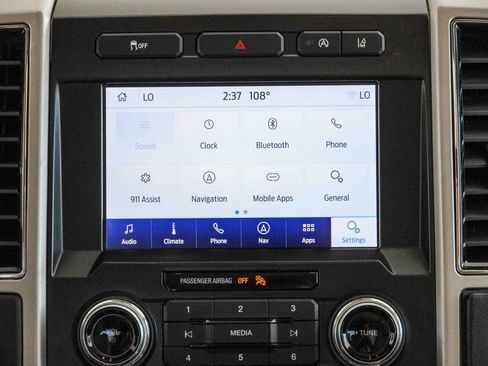 Used 2020 Ford F150 Lariat w/ Equipment Group 502A Luxury RWD image 15