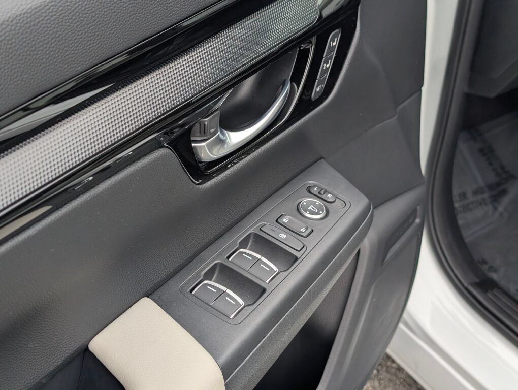 Used 2023 Honda CR-V EX-L image 36