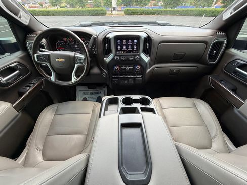 Used 2020 Chevrolet Silverado 3500 LT w/ Convenience Package AWD/4WD image 19