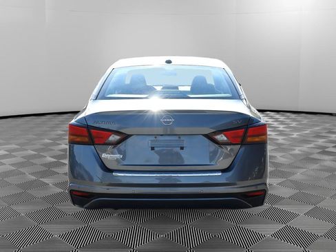 Used 2023 Nissan Altima 2.5 SV FWD image 7