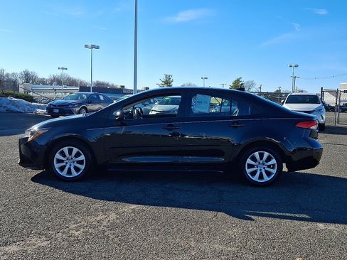 Certified 2023 Toyota Corolla LE image 4