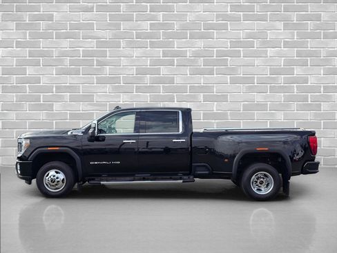 Used 2022 GMC Sierra 3500 Denali w/ Denali Ultimate Package AWD/4WD image 2