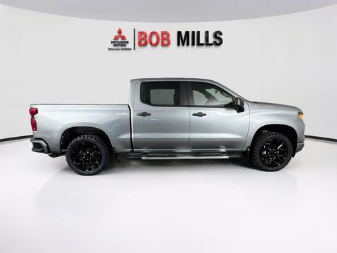Used 2023 Chevrolet Silverado 1500 Custom RWD image 8