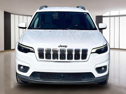 Used 2019 Jeep Cherokee Limited w/ Technology Group FWD image 3