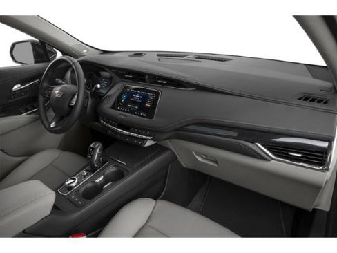 Used 2022 Cadillac XT4 Premium Luxury w/ Technology Package AWD/4WD image 18