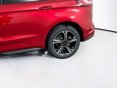 Used 2020 Ford Edge ST w/ Cold Weather Package AWD/4WD image 30